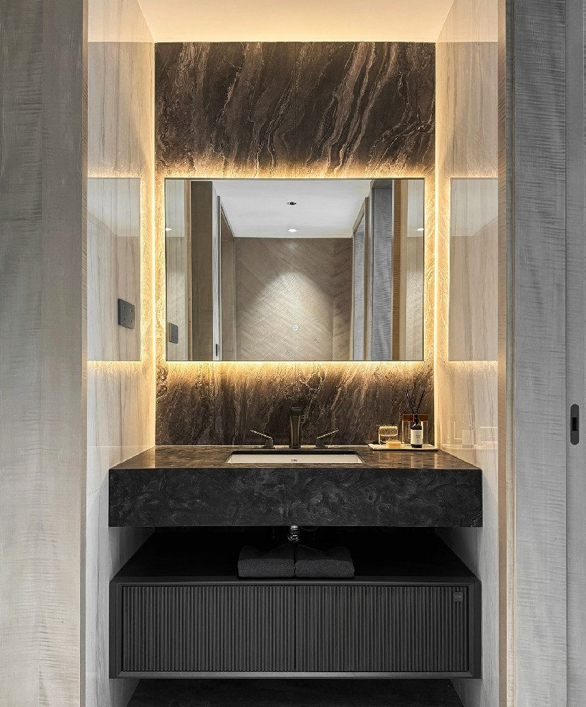 BATHROOM CABINET Series 1 - Royal Bathroom